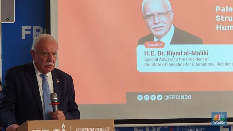Penasihat Presiden Palestina untuk Urusan Hubungan Internasional, Riyad Al Maliki. (CNBC Indonesia/Tommy Patrio Sorongan)