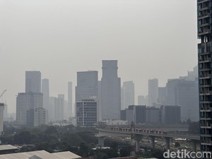 Kualitas Udara Jakarta Lagi-lagi Jadi yang Terburuk di Dunia Versi IQAir