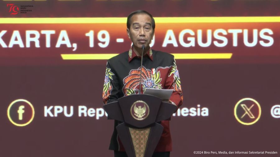 Presiden Joko Widodo dalam Pengarahan pada Rapat Konsolidasi Nasional Kesiapan Pilkada 2024, Selasa (20/8/2024). (Tangkapan Layar Youtube Sekretariat Presiden)