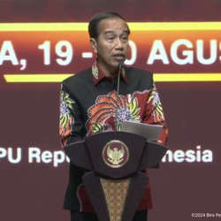 545 Daerah Gelar Pilkada Serentak 2024, Jokowi Beri Warning ke KPU