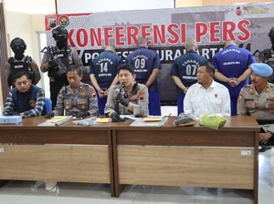 Bawa Sajam-Psikotropika, 5 Suporter PSIS Semarang Ditahan di Solo