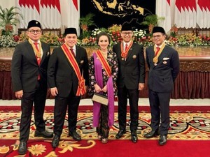 Putri Kus Wisnu Wardani Terima Bintang Mahaputera Adipradana dari Jokowi