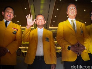 Bahlil Resmi Jadi Pemimpin Baru Golkar