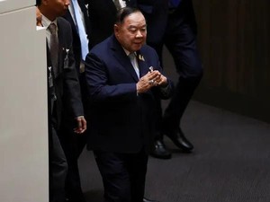 Heboh Jenderal Berpengaruh Thailand Pukul Kepala Wartawati