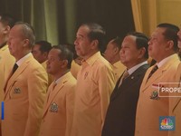 Jokowi Pakai Kemeja Kuning di Penutupan Munas Golkar