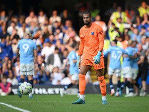 Robert Sanchez Kok Beban Gitu, Khawatir Posisinya di Chelsea?