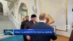 Video: Presiden Putin Cium Al-Quran Berlapis Emas