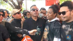 Dari Buruh Sampai Komika Gruduk DPR Tolak RUU Pilkada