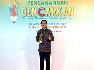 Dukung Budaya Menabung, Bank BPD Bali Raih Penghargaan dari OJK