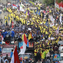 Dampak Demo Darurat Indonesia: IHSG Terburuk se Asia Pasifik