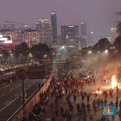 Ini Perbandingan Efek Dahsyat Demo Darurat Indonesia vs Krisis 1997/98