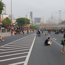 Breaking! Tol Dalam Kota di Depan DPR Ditutup Total