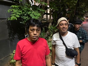 Adian Napitupulu ke Polda Metro, Minta Pendemo yang Diamankan Dilepas