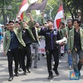 Makin Siang Demo di DPR, Mahasiswa Berdatangan