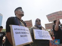 Gedung DPR Dijaga Ketat, Pegawai-Kurir Tak Bisa Masuk