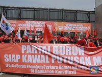 Mulai Ramai, Massa Pendemo Padati Depan Gedung DPR