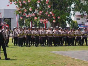Ada Aksi Pulangkan Jokowi, Rekayasa Lalin Depan Balai Kota Solo Situasional