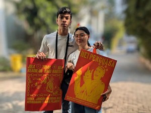 Wanda Hamidah Restui 2 Anak Ikut Demo ke DPR Tolak Revisi UU Pilkada