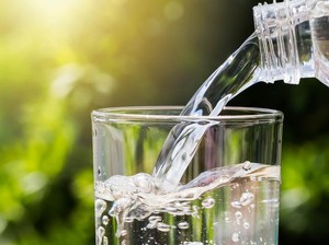 Doa Minum Air Zamzam, Nikmat dari Allah yang Bisa Obati Berbagai Penyakit