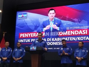 Demokrat Serahkan Surat Rekomendasi ke 13 Cakada untuk Pilkada di Sumut