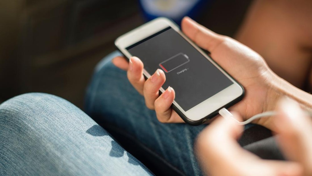Baterai HP Awet Bertahun-tahun? Stop Cas 100%, Ini Rahasianya!