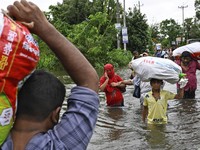 Potret Bangladesh Digulung Banjir Dahsyat, 3 Juta Warga Telantar