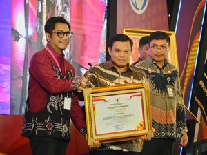Pemkot Makassar Raih Penghargaan JDIH Nasional 2024 dari Kemenkumham