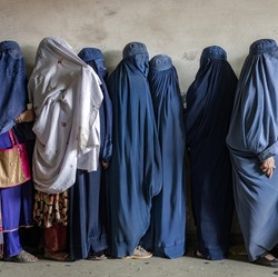 Taliban Larang Jendela Rumah Menghadap Wanita, Takut Cabul