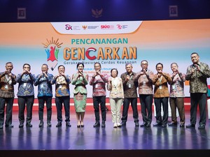 PNM Terima Penghargaan Program Literasi Keuangan Terbaik dari OJK