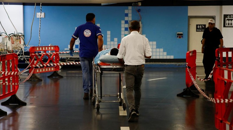 RS darurat bawwah tanah di Haifa, Israel. (REUTERS/Shir Torem)