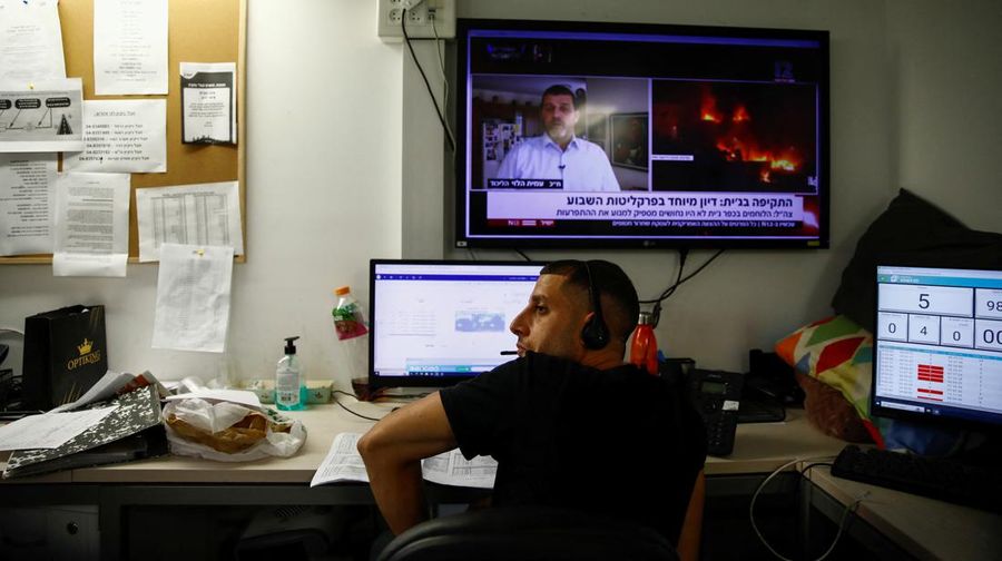 RS darurat bawwah tanah di Haifa, Israel. (REUTERS/Shir Torem)