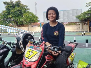 Cewek Klaten Ini Raup Cuan dari Stunt Rider, Begini Ceritanya