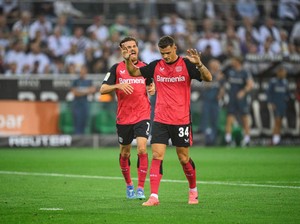 12 Menit, Granit Xhaka Sudah Bikin Kandidat Gol Terbaik Tahun Ini