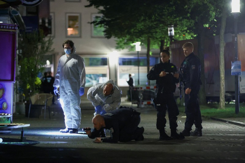 GERMANY-SECURITY/ Suasana pasca terjadi insiden penusukan pada sebuah festival kota di Solingen, Jerman, Sabtu (24/8/2024). (REUTERS/Thilo Schmuelgen)