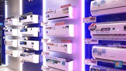 Wow! Besok di Transmart AC 1 PK Cuma Rp 3,2 Juta + Bonus Pasang