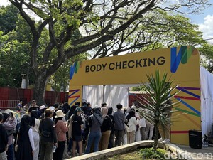 Antusias Para Penonton Saat Gerbang WJF 2024 Dibuka