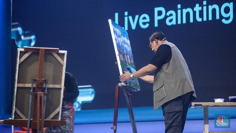 Presiden keenam Republik Indonesia (RI) Susilo Bambang Yudhoyono (SBY) saat menghadiri acara Pertamina Creativepreneur Summit 2024 di akarta Convention Center (JCC), Senayan, Jakarta, Minggu (25/8/2024). (CNBC Indonesia/Faisal Rahman)