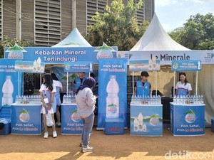 Stand Le Minerale di Konser WJF 2024 Sediakan Pembayaran Digital