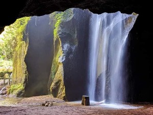 Rekomendasi 10 Wisata Air Terjun di Bangli, Surganya Pecinta Alam
