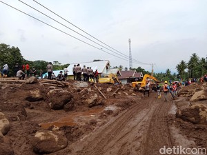 Detik-detik Banjir Bandang di Ternate Tewaskan 13 Warga-6 Orang Hilang