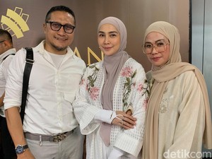 Arie Untung dan Fenita Arie Janji Kawal Pembangunan Masjid di Yokohama