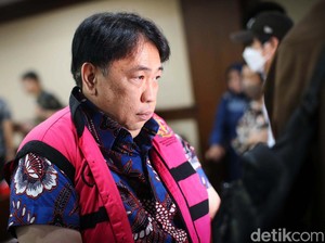 Hakim Sidang Harvey ke Eks Dirut PT Timah: Aneh-aneh Kerjaanmu