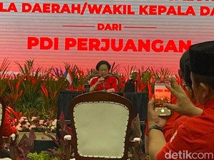 Megawati: Kalau Nggak Mau Nurut, Out