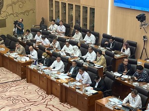 Anggota DPR Singgung Tambang Ilegal, Bahlil Minta Rapat Tertutup