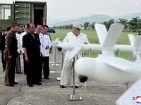 Kim Jong Un Ga Mau Kalah, Korut Tiba-Tiba Pamer 'Bom' Bunuh Diri