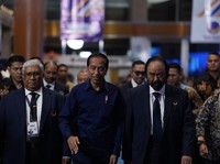 Di Depan Jokowi, Surya Paloh Singgung Siasat Penambahan Undang-Undang