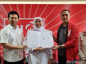 Khofifah-Emil Kantongi Formulir B1 KWK Maju Pilgub Jatim dari PSI