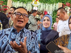 Anak Dilantik Jadi Anggota DPRD, Eks Bupati Bogor: Hati-hati Bertindak