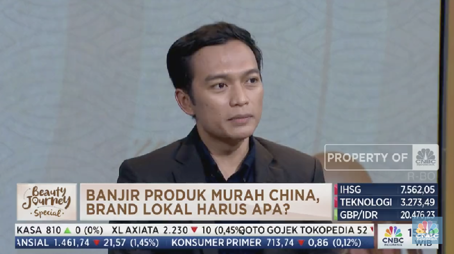 Founder & CEO OF AVO INNOVATION TECHNOLGY, Anugerah Pakerti, dalam acara diskusi interaktif 
