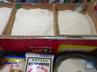 Harga Beras di Indonesia Timur Masih Mahal, Tembus Rp16.700